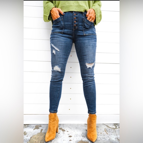 Cargo Patch pocket high rise skinny jeans by Judy Blue - Picture 2 of 10